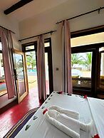 Asante Sana Beachfront Hotel