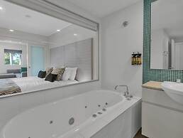 Pepper in Salt Apartments