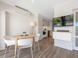 Pepper in Salt Apartments