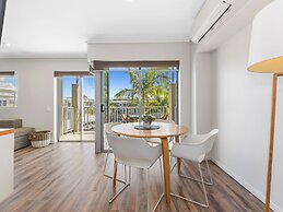 Pepper in Salt Apartments