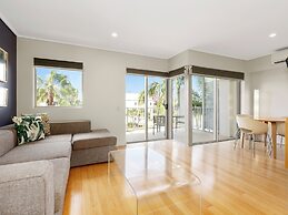 Pepper in Salt Apartments