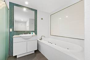 Pepper in Salt Apartments