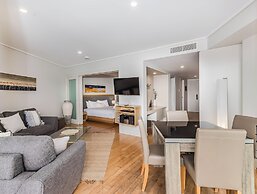 Pepper in Salt Apartments