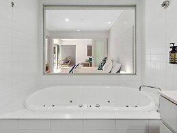 Pepper in Salt Apartments