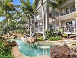 Pepper in Salt Apartments