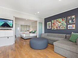 Pepper in Salt Apartments