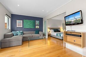 Pepper in Salt Apartments