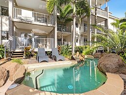 Pepper in Salt Apartments