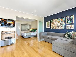 Pepper in Salt Apartments