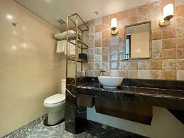 Lander Grand Hotel