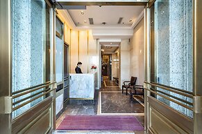 Lander Grand Hotel