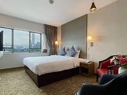 Lander Grand Hotel