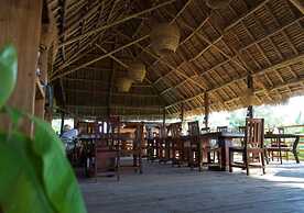 La Fontana Restaurant & Bungalows