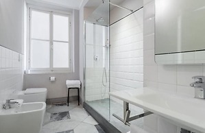 Acquario Genova8 Centre 300mt Sea