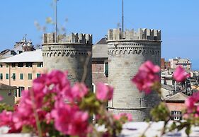 Acquario Genova12 300mt From Sea Centre