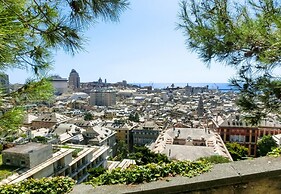 Acquario Genova12 300mt From Sea Centre
