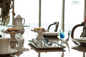 La Mer Apartments