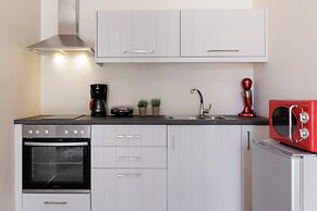 Central Apartments by Konnect, Ipsos