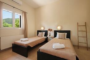 Central Apartments by Konnect, Ipsos