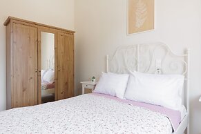 Central Apartments by Konnect, Ipsos