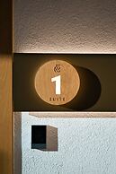 Capital Luxury Suites