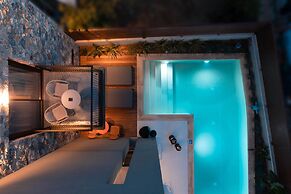 Capital Luxury Suites