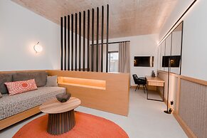 Capital Luxury Suites