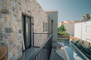 Capital Luxury Suites