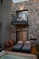 Capital Luxury Suites