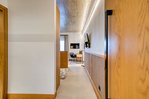 Capital Luxury Suites