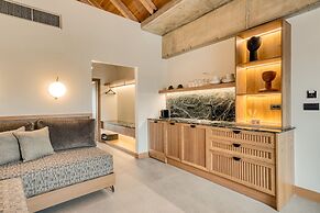 Capital Luxury Suites