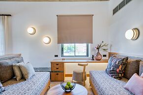 Capital Luxury Suites