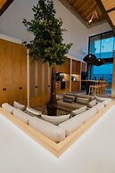 Capital Luxury Suites