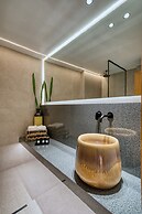 Capital Luxury Suites