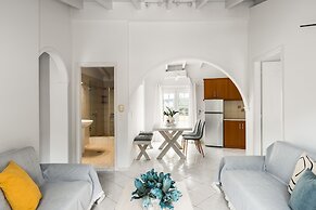 The Seaview Corner Apartments by Konnect, Ipsos