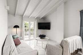 The Seaview Corner Apartments by Konnect, Ipsos