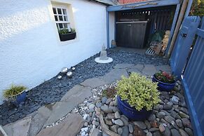 Zen Cottage, Seatown, Cullen