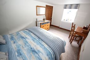 Zen Cottage, Seatown, Cullen