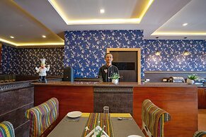 Hotel Shinkham Grand