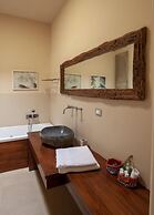 Casa Dell Arco in Nard