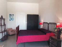 Casa Dell Arco in Nard