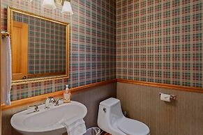 Glaze Meadow 376 3 Bedroom Home by RedAwning