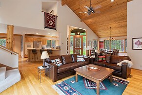 Glaze Meadow 376 3 Bedroom Home by RedAwning