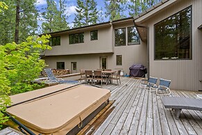 Glaze Meadow 376 3 Bedroom Home by RedAwning