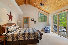 Glaze Meadow 376 3 Bedroom Home by RedAwning