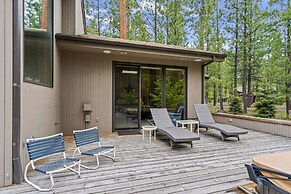 Glaze Meadow 376 3 Bedroom Home by RedAwning