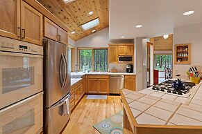 Glaze Meadow 376 3 Bedroom Home by RedAwning