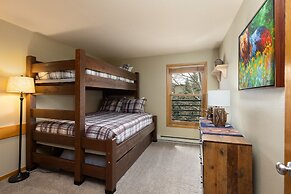 309 Snowdance Manor 2 Bedroom Condo by RedAwning