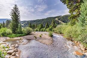 309 Snowdance Manor 2 Bedroom Condo by RedAwning