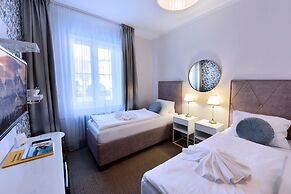APLEND Hotel Lujza Major